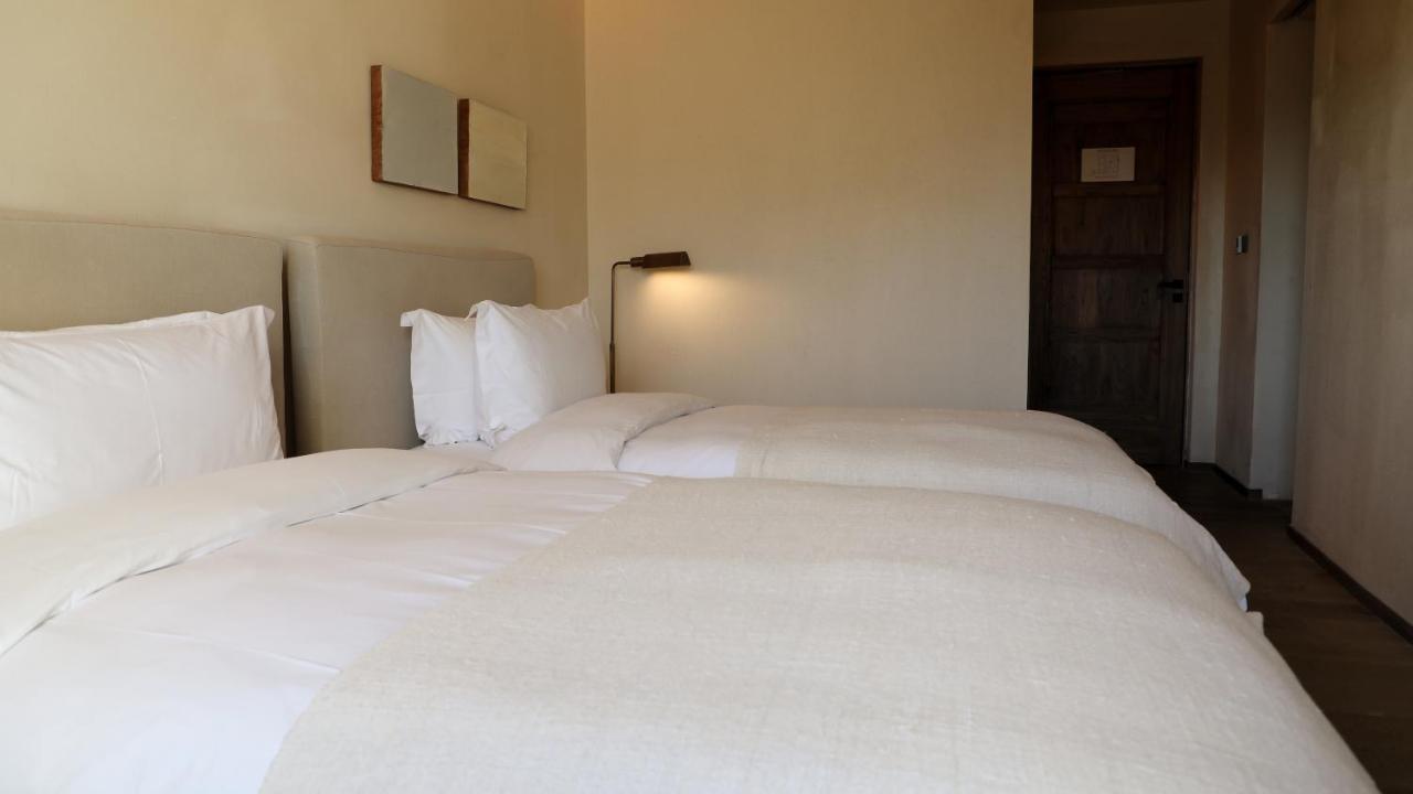 Sunyata Hotel. Deqin Meili Deqen Buitenkant foto