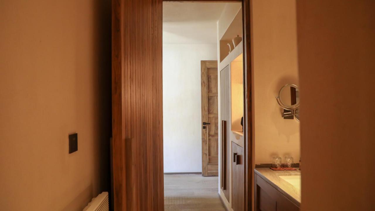 Sunyata Hotel. Deqin Meili Deqen Buitenkant foto